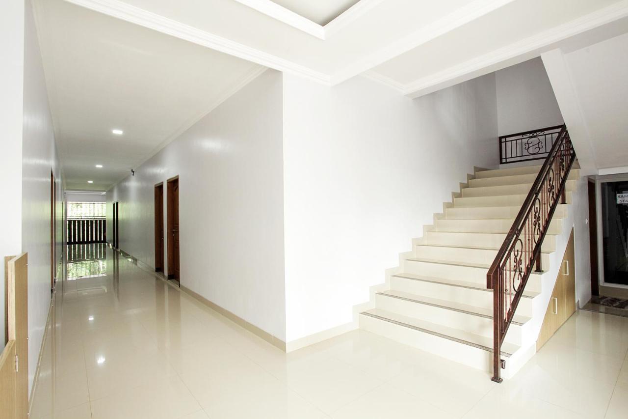 Banua Raya Homestay Yogyakarta Bagian luar foto