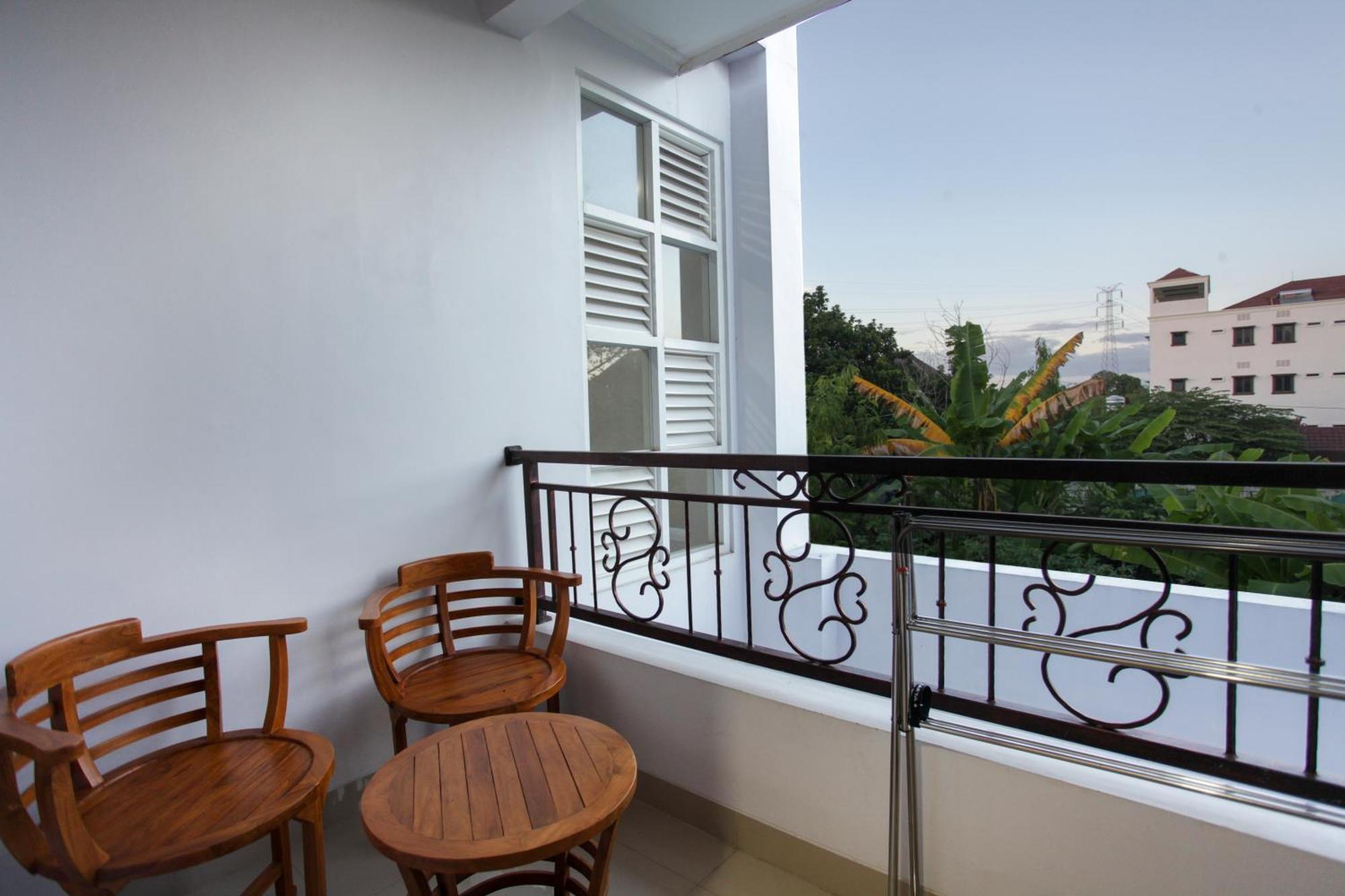Banua Raya Homestay Yogyakarta Bagian luar foto