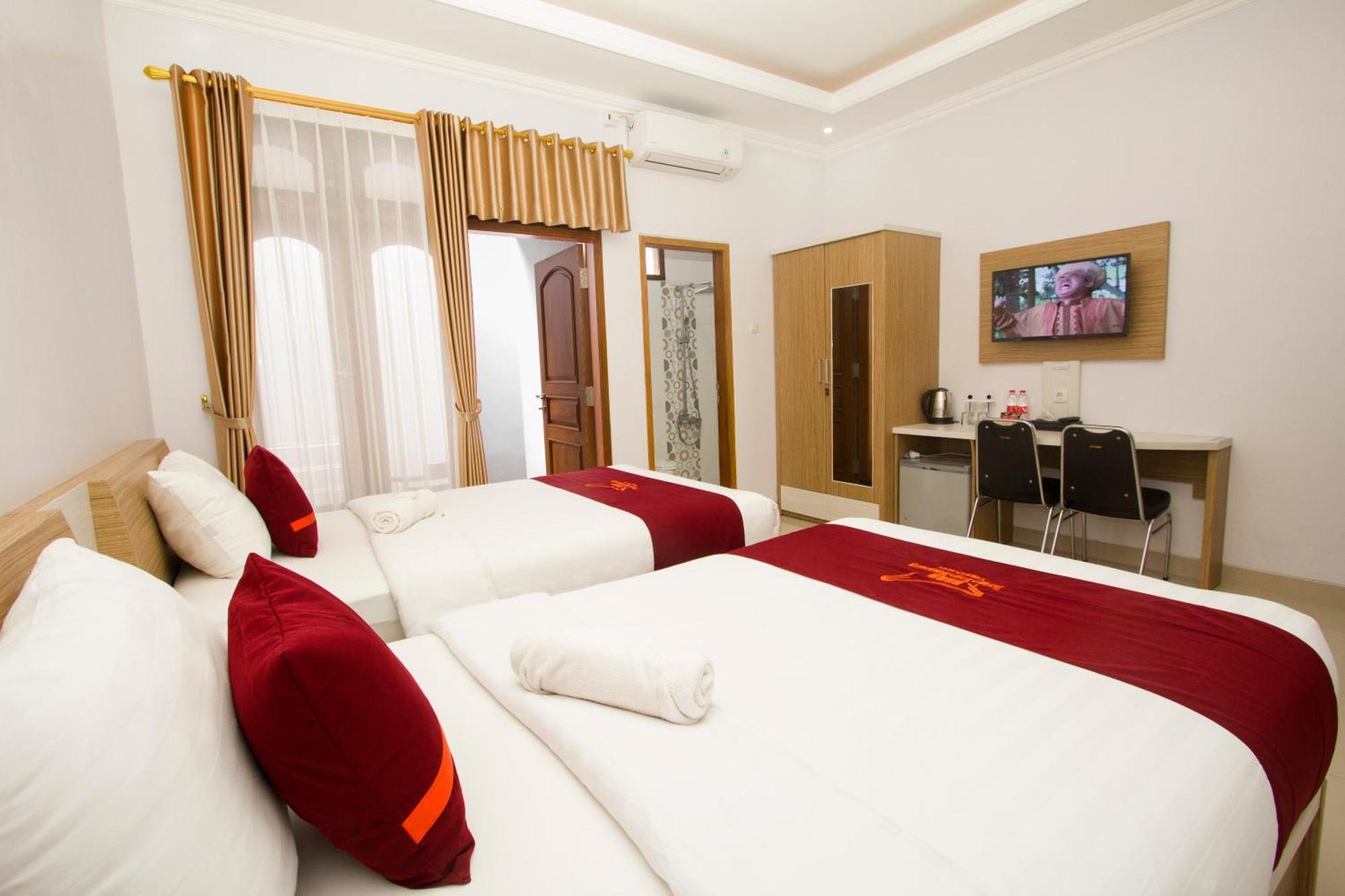 Banua Raya Homestay Yogyakarta Bagian luar foto