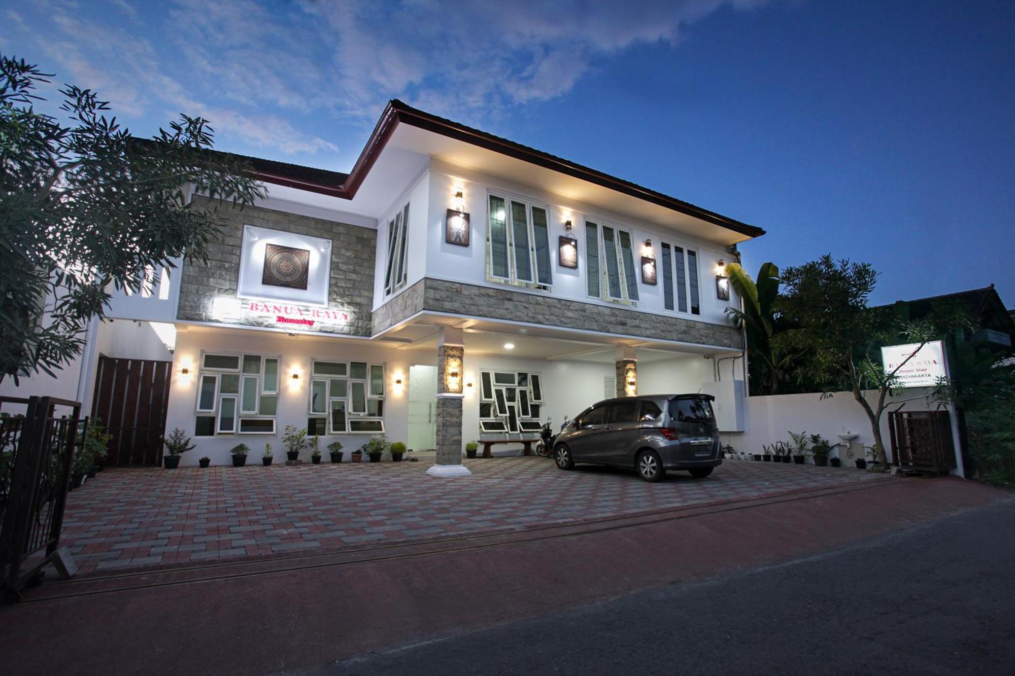 Banua Raya Homestay Yogyakarta Bagian luar foto